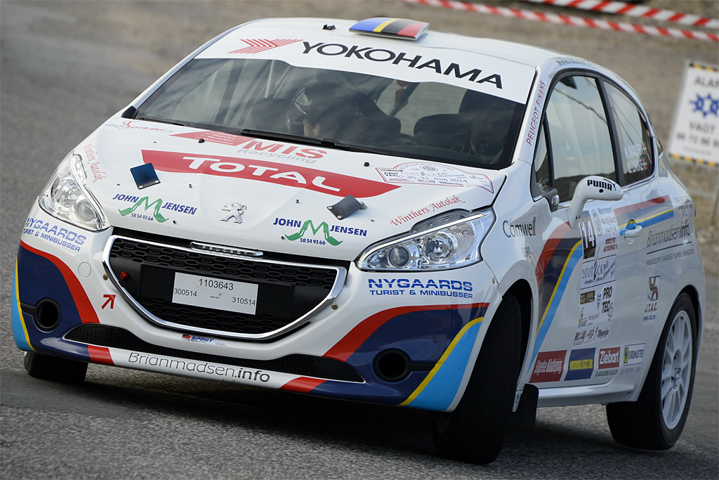 Dæk, brændstof eller startgebyr - det har en række af deltagerne ved Peugeot Rally mulighed for at få retur